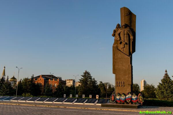 Памятник погибшим воинам в годы Гражданской и Великой Отечественной войн