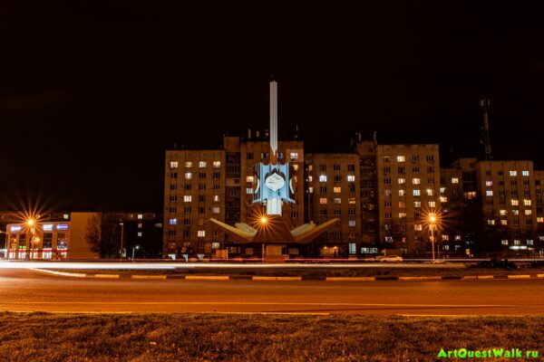 Стела "25 лет Волжскому"