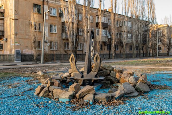 Жанровая скульптура "Якорь"