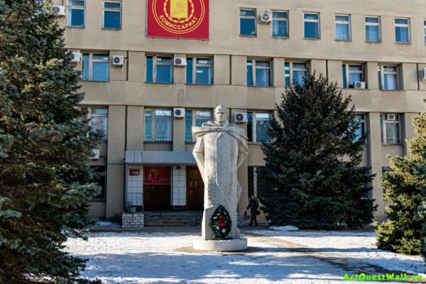 Памятник Маршалу Г.К. Жукову. Волжский