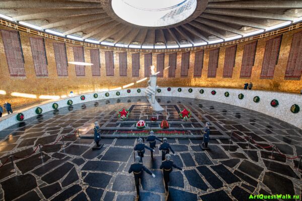Зал Воинской Славы на Мамаевом кургане. Достопримечательность Арт-Квест-Прогулка