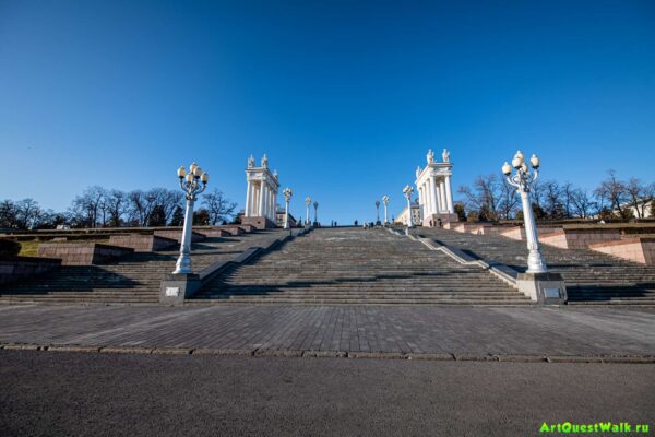 Центральная лестница Волгограда/ Парк Победы. Достопримечательность Арт-Квест-Прогулка