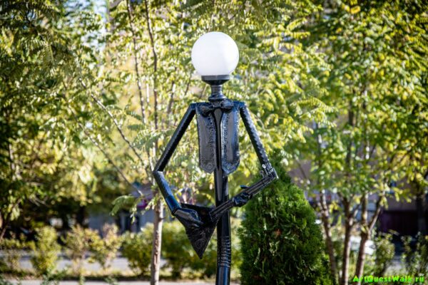 Декоративная композиция Балалаечник  Достопримечательность Арт-Квест-Прогулка