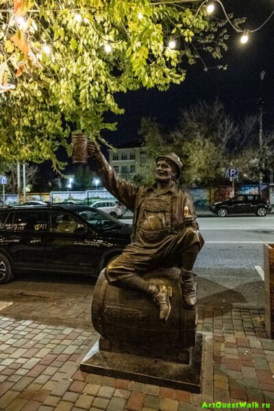 Жанровая скульптура Пивовар Бамберг Достопримечательность Арт-Квест-Прогулка