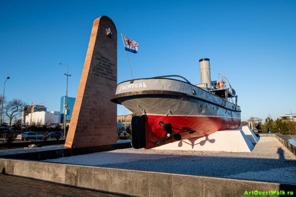 Пожарный пароход Гаситель — памятник речникам Волжского бассейна Волгоград. Достопримечательность Арт-Квест-Прогулка